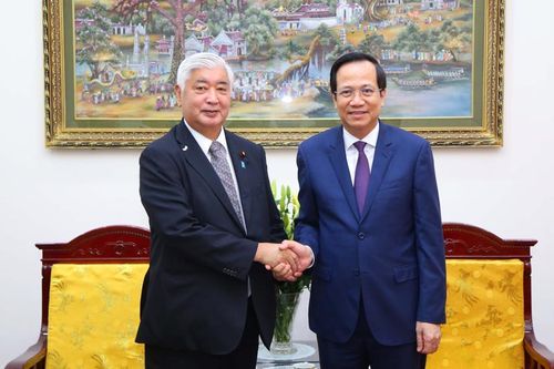 Đề nghị Nhật Bản miễn hai loại thuế cho lao động Việt Nam