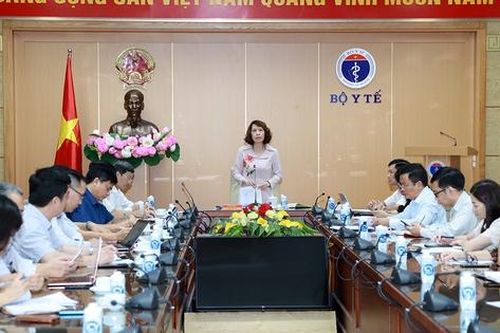 Không lơ là, chủ quan trong phòng chống dịch, tiếp tục phải đẩy nhanh tốc độ tiêm vaccine COVID-19