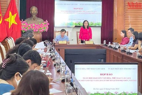 Nhiều hoạt động trong Ngày hội giao lưu văn hóa, thể thao và du lịch biên giới Việt Nam-Lào