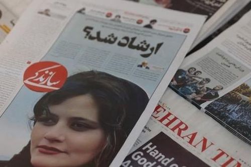 Mỹ đưa cảnh sát đạo đức của Iran vào danh sách trừng phạt sau cái chết của Mahsa Amini