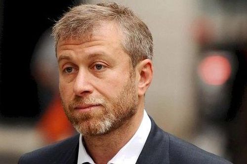 WSJ: Tỷ phú Abramovich hỗ trợ trao đổi tù binh Nga - Ukraine