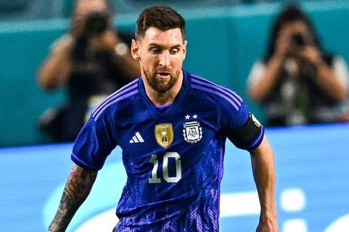 Messi lập cú đúp trong trận thắng 3-0 của Argentina