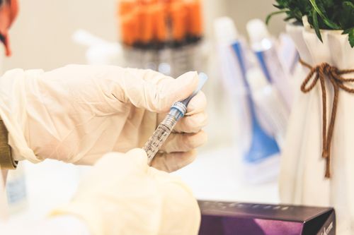 Những điều cần biết về 'bản cập nhật' mũi nhắc lại vaccine Covid-19