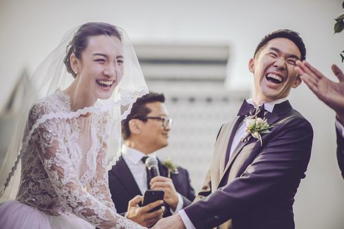 Dân Trung Quốc cưới ít nhưng chi tiền nhiều hơn