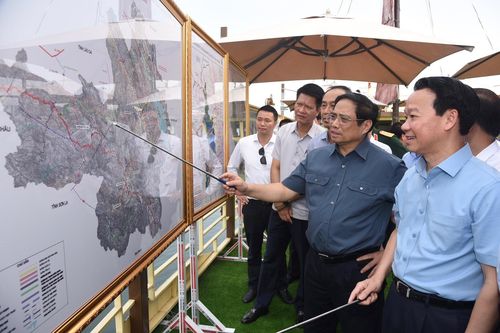 Thủ tướng Phạm Minh Chính kiểm tra một số dự án, công trình hạ tầng của Yên Bái