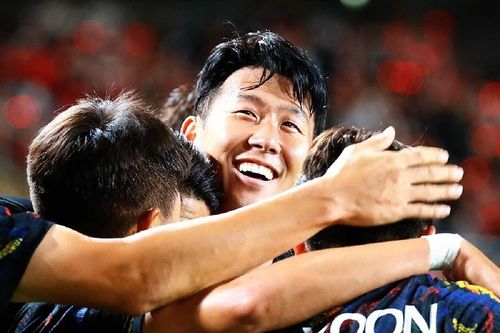 Son Heung-min trở lại
