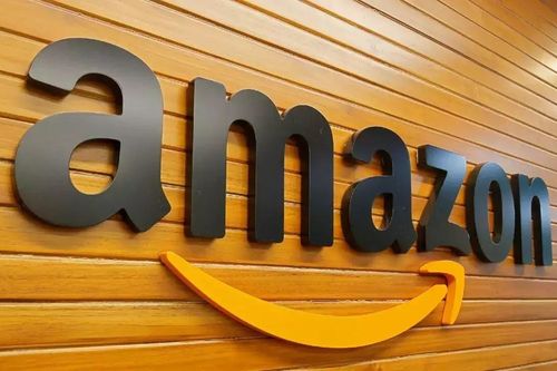 Pháp tuyên bố áp đặt phí giao sách tối thiểu 3 euro