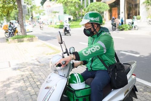 Tài xế công nghệ nuôi em trai thành thủ khoa đại học