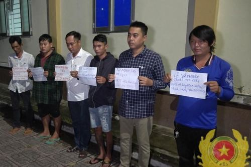 Nhóm cho vay lãi nặng đe dọa, khủng bố con nợ bằng mắm tôm, hột vịt thối