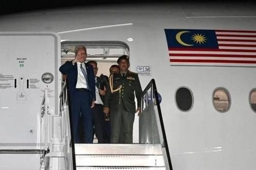Thủ tướng Malaysia lên đường tới UAE, sẽ có gì trong chuyến công du?