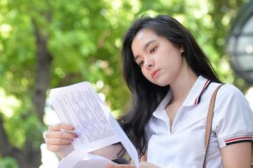 Hàng loạt trường đại học Y, Dược tuyển bổ sung hàng trăm chỉ tiêu