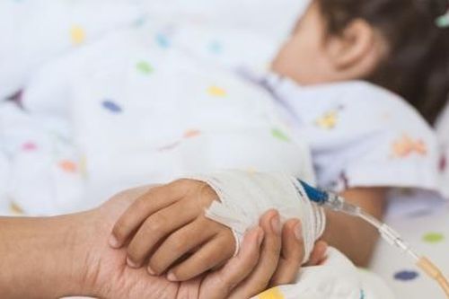 Trẻ nhiễm virus Adeno: cách nhận biết nhanh và hướng dẫn phòng tránh để không bị biến chứng nguy hiểm