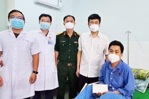 Đạp trúng mìn khi làm nhiệm vụ, một thượng úy bị thương nặng