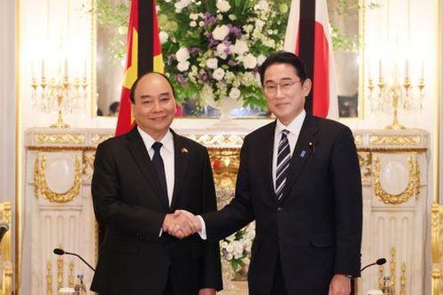 Chủ tịch nước và Thủ tướng Nhật nhất trí đưa quan hệ hai nước lên tầm cao mới