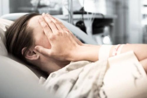 Ung thư vú, vợ trẻ nghe chồng không điều trị, 9 tháng sau chồng ly dị