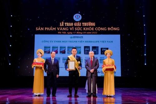 Herbalife Việt Nam nhận Giải thưởng 'Sản phẩm Vàng vì sức khỏe cộng đồng năm 2022'