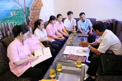 Dịch vụ chăm sóc sức khỏe tại nhà: giá cao nhưng nhu cầu vẫn tăng