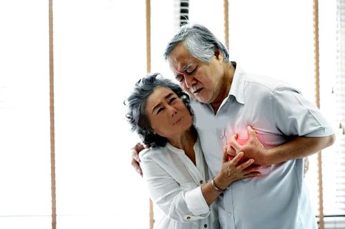 Anh cả biến mất trong đêm, cả nhà chồng tôi sắp thành vô gia cư