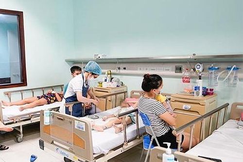 Hoang mang về dịch, nhiều phụ huynh đưa trẻ đi xét nghiệm Adeno virus, điều này có cần thiết?