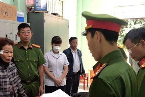 Làm giả cổ vật gia truyền rồi đem bán, chiếm đoạt hơn 3 tỷ đồng