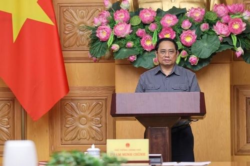 Thủ tướng Chính phủ: Tuyệt đối không để dân đói, rét, không có chỗ ở sau bão, lũ