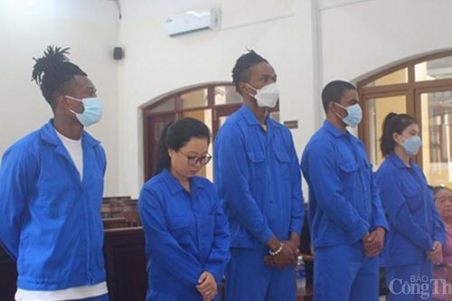 Tuyên án nhóm người nước ngoài cấu kết chiếm đoạt tài sản