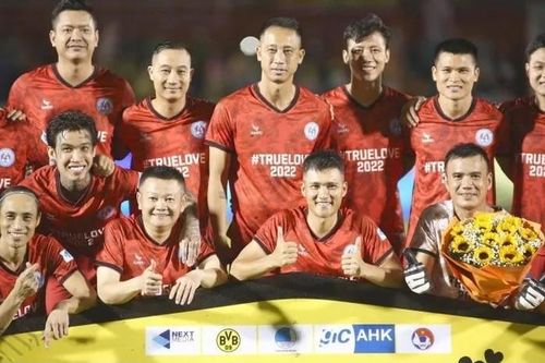 Kết quả trận Ngôi sao Việt Nam - Huyền thoại Dortmund: Lê Công Vinh ghi bàn