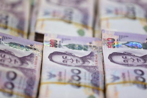 Thái Lan tăng lãi suất lần thứ hai liên tiếp giữa lúc lạm phát cao nhất 14 năm và đồng Baht thấp nhất 16 năm