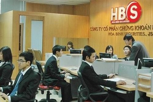 Mạo danh công ty chứng khoán kêu gọi đầu tư