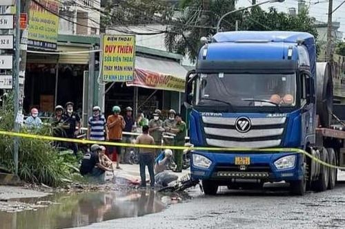 Bé gái 7 tuổi bị xe container cán tử vong trên đường đi học về