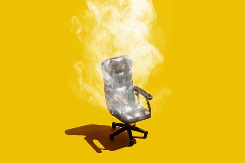 Nhân viên 'âm thầm sa thải' người sếp kém cỏi