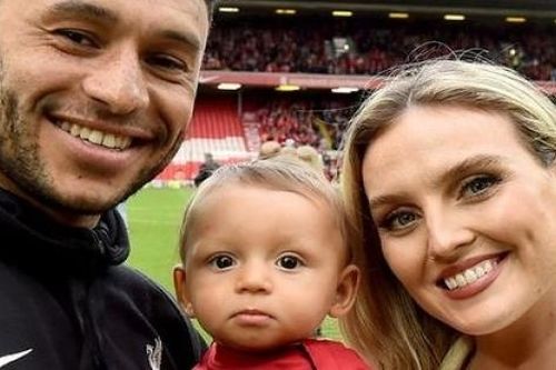 Liverpool: Trộm đột nhập nơi ở cầu thủ Alex Oxlade-Chamberlain, lấy đi nhiều trang sức đắt giá