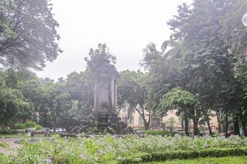 Hà Nội sắp cải tạo vườn hoa Con Cóc