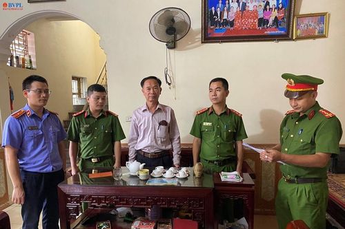 Phê chuẩn khởi tố cựu Chủ tịch xã Việt Thống bán đất trái thẩm quyền