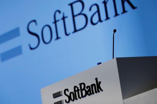 SoftBank muốn cắt giảm 30% nhân sự tại Vision Fund