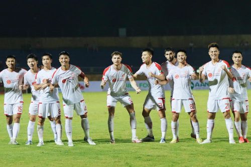 Hạ SLNA tại Vinh, Viettel lên nhì bảng V-League 2022