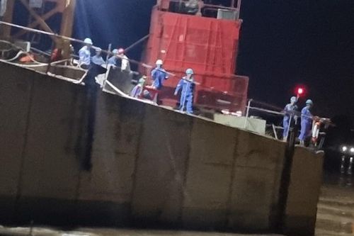 Một công nhân mất tích sau sự cố tại công trình cầu Mỹ Thuận 2