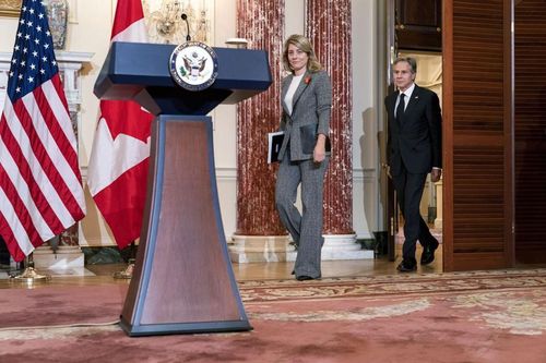 43 nhà tài phiệt, giới tinh hoa tài chính Nga bị Canada trừng phạt