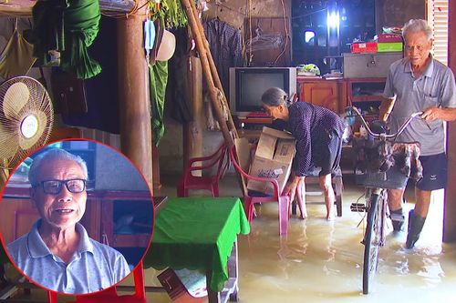 Vợ chồng cụ ông 90 tuổi trắng đêm chạy lũ