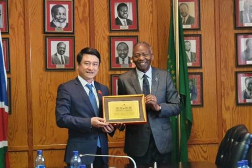 Ủy ban Đối ngoại thăm làm việc tại Nam Phi và Namibia