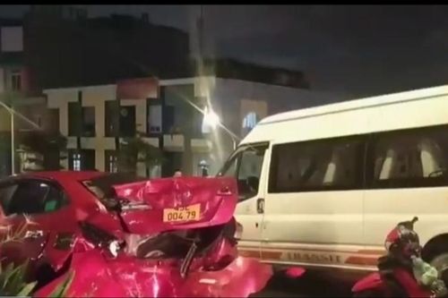 Đà Nẵng: Nạn nhân vụ va chạm liên hoàn ở cầu vượt ngã ba Huế đã tử vong