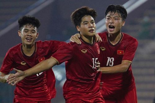 U17 Việt Nam chiếm ngôi đầu của Thái Lan ở vòng loại giải châu Á