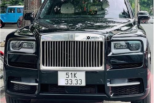 Rolls-Royce Cullinan tại Sài Gòn đeo biển 'tứ quý 3', không dưới 40 tỷ?