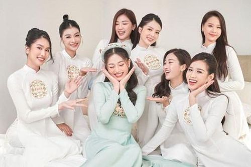 Xuýt xoa với dàn bê tráp toàn nhan sắc 'đỉnh của chóp' trong đám hỏi Phương Nga - Bình An