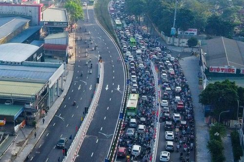 BRT, hầm chui, cầu vượt... cũng không 'cứu' được đường Lê Văn Lương