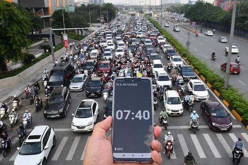 Giao thông Hà Nội lúc 7h40 tại 4 nút giao có hầm chui cơ giới