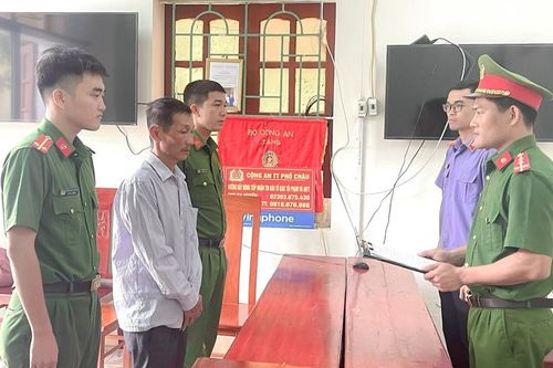 Phê chuẩn lệnh bắt bị can để tạm giam đối tượng ném bát vỡ đầu hàng xóm