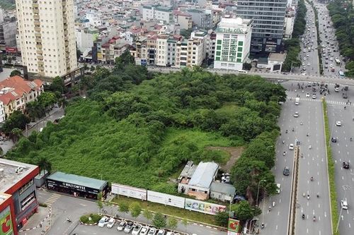 Điểm mặt những dự án 'ôm đất vàng' giữa Thủ đô để hoang, cỏ mọc um tùm