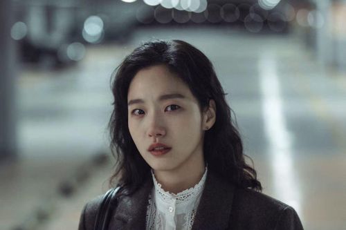 Nhà sản xuất 'Little Women' xin lỗi sau khi phim bị Netflix gỡ bỏ