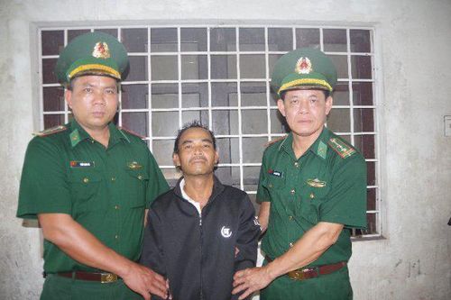 Bắt đối tượng trốn truy nã sau 22 năm ở Lào